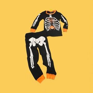 Benaive Kids Skeleton Costume Pajama Set – Black & Orange (4T, NWT)